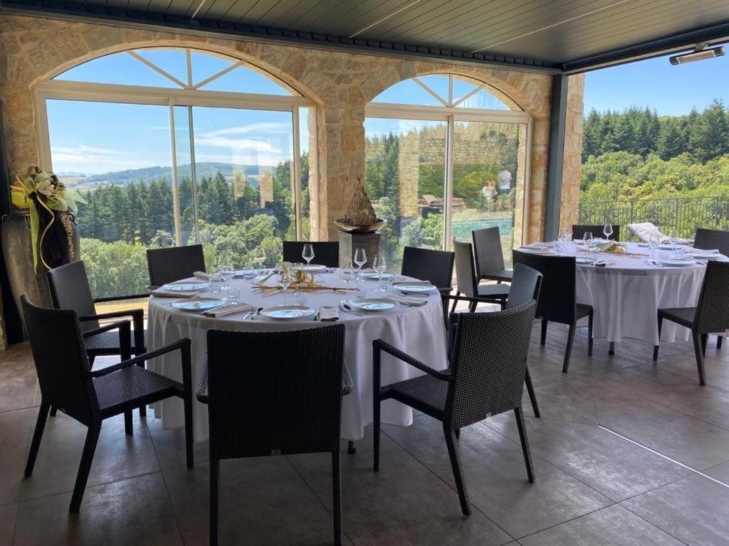 Chateau De Cachard Boffres Bagian luar foto